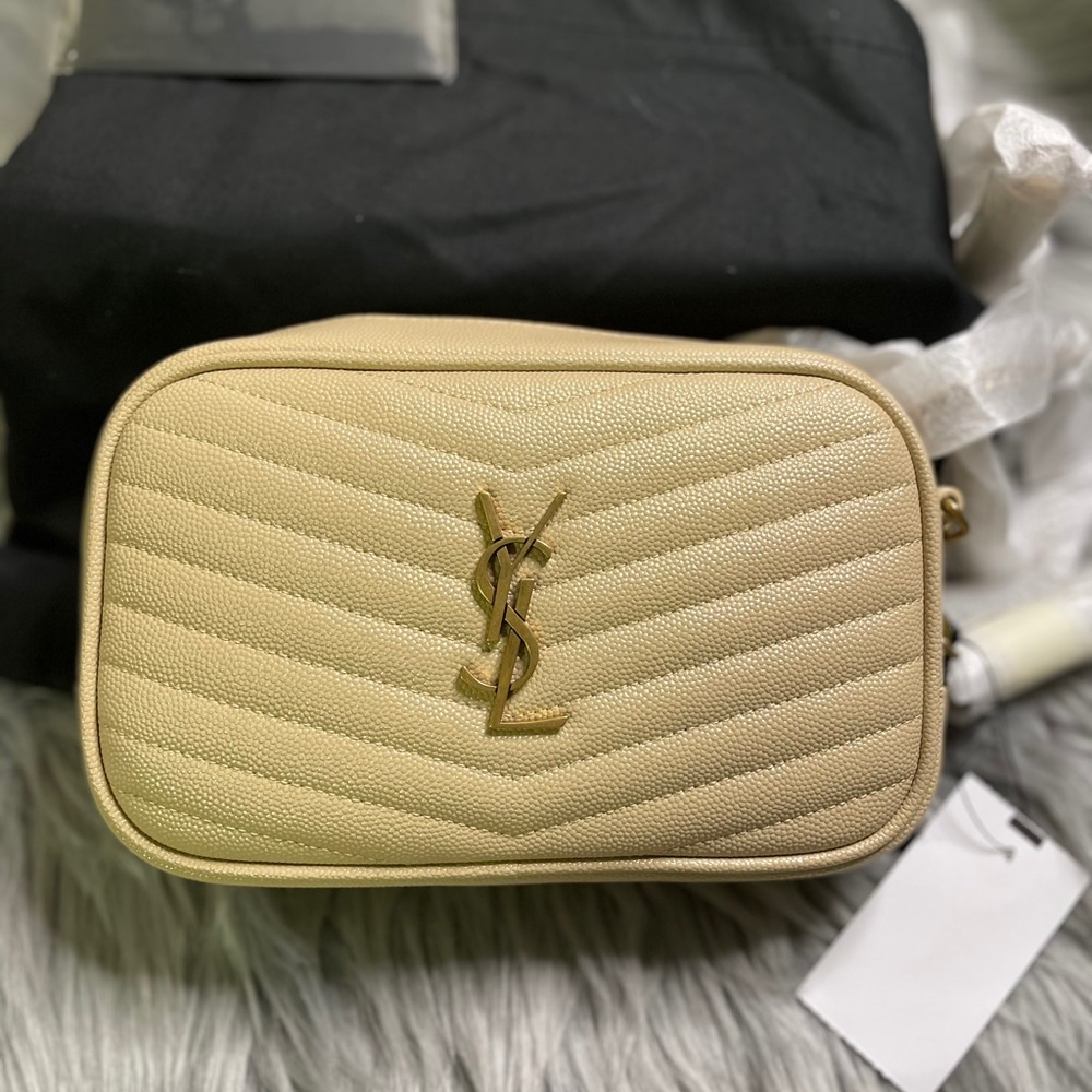 🚫Sold🚫 Saint Laurent Mini Lou Camera Bag Poudre